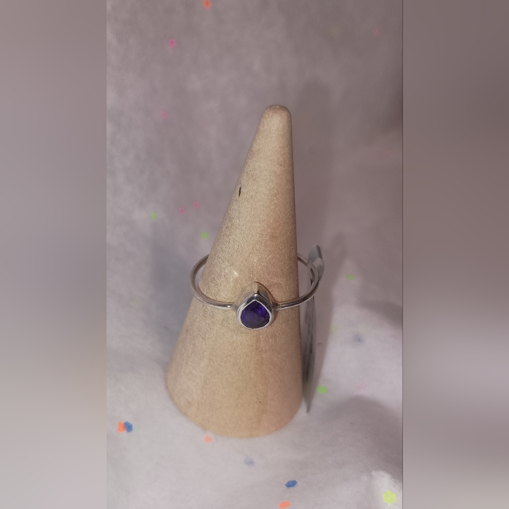 New size 6 Sterling Silver and Amethyst ring
